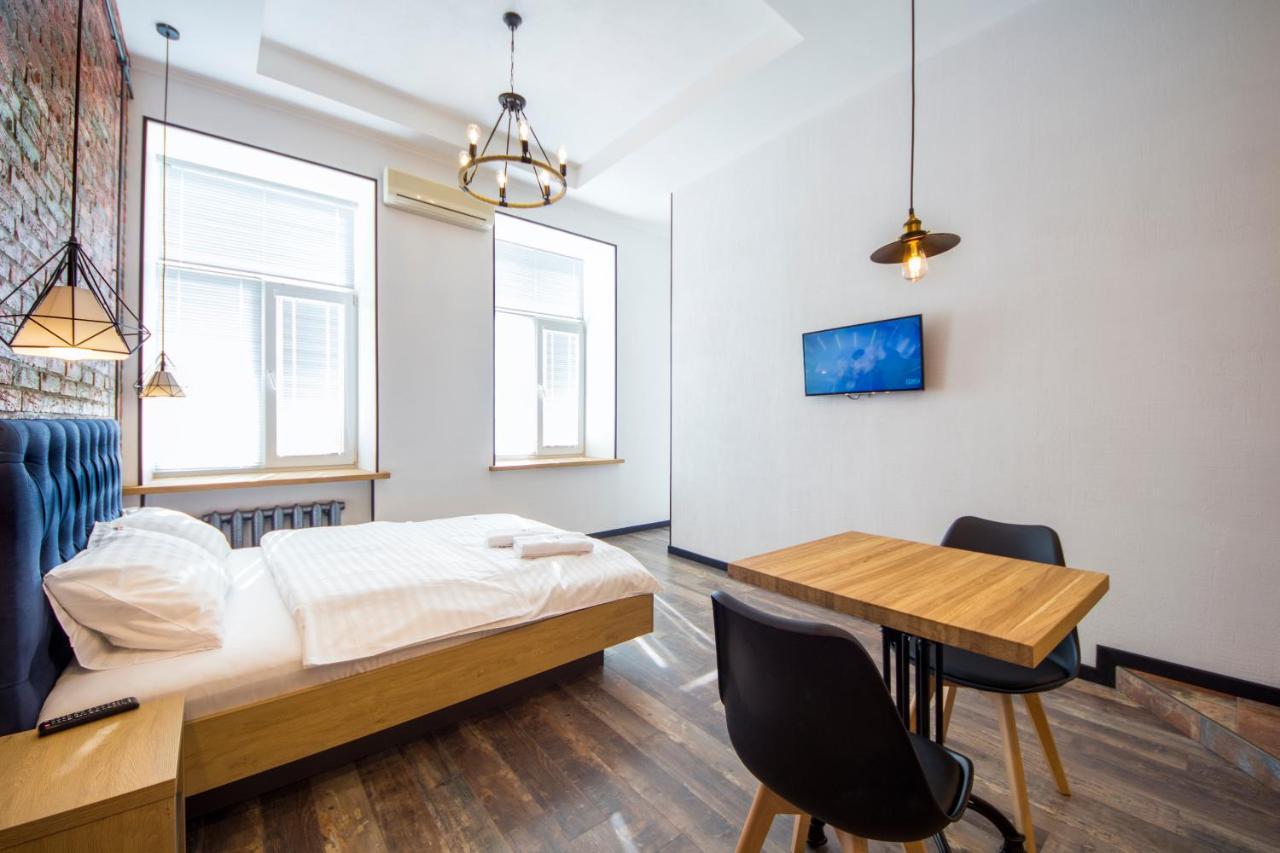 Loft Design Apartments Near Maidan Kyiv Exterior photo