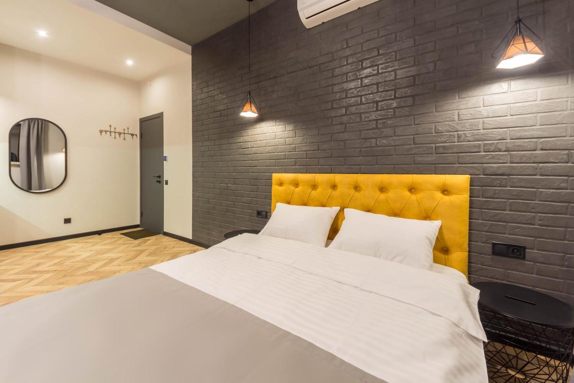 Loft Design Apartments Near Maidan Kyiv Exterior photo